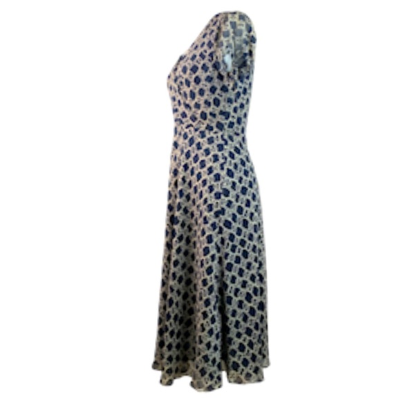 Adrianna Papell Silk Dress 6 Scalloped Flutter Hem - Picture 3 of 12